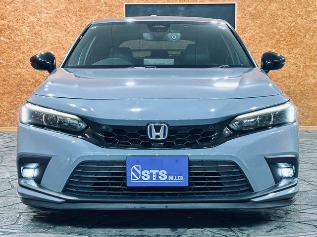 シビック e:HEV リアウィング ダウンサス LEDヘッドライト 純正18インチアルミ 純正ナビ フルセグTV BT接続 バックカメラ ハーフレザー パワーシート シートヒーター クルコン 置くだけ充電 ドラレコ ETC(8枚目)