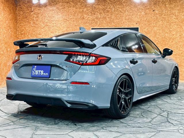 シビック e:HEV リアウィング ダウンサス LEDヘッドライト 純正18インチアルミ 純正ナビ フルセグTV BT接続 バックカメラ ハーフレザー パワーシート シートヒーター クルコン 置くだけ充電 ドラレコ ETC(14枚目)