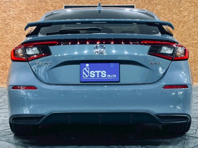 シビック e:HEV リアウィング ダウンサス LEDヘッドライト 純正18インチアルミ 純正ナビ フルセグTV BT接続 バックカメラ ハーフレザー パワーシート シートヒーター クルコン 置くだけ充電 ドラレコ ETC(15枚目)