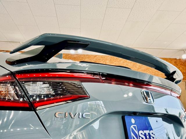 シビック e:HEV リアウィング ダウンサス LEDヘッドライト 純正18インチアルミ 純正ナビ フルセグTV BT接続 バックカメラ ハーフレザー パワーシート シートヒーター クルコン 置くだけ充電 ドラレコ ETC(20枚目)