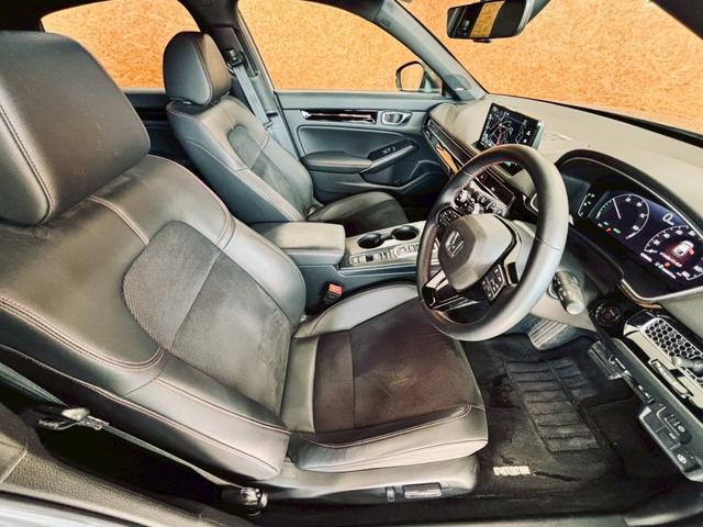 シビック e:HEV リアウィング ダウンサス LEDヘッドライト 純正18インチアルミ 純正ナビ フルセグTV BT接続 バックカメラ ハーフレザー パワーシート シートヒーター クルコン 置くだけ充電 ドラレコ ETC(48枚目)