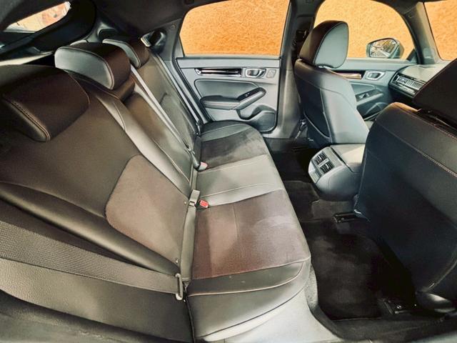 シビック e:HEV リアウィング ダウンサス LEDヘッドライト 純正18インチアルミ 純正ナビ フルセグTV BT接続 バックカメラ ハーフレザー パワーシート シートヒーター クルコン 置くだけ充電 ドラレコ ETC(54枚目)