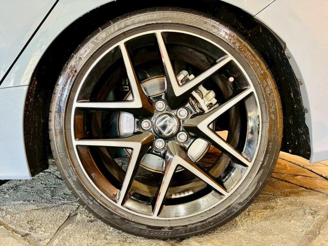 シビック e:HEV リアウィング ダウンサス LEDヘッドライト 純正18インチアルミ 純正ナビ フルセグTV BT接続 バックカメラ ハーフレザー パワーシート シートヒーター クルコン 置くだけ充電 ドラレコ ETC(63枚目)