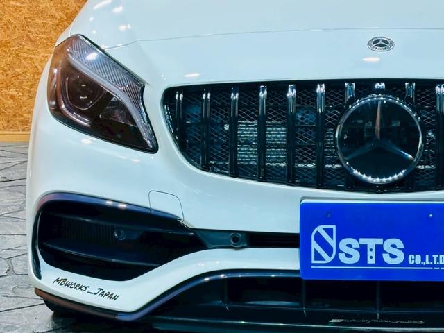 Ａクラス Ａ４５　４マチック　パナメリカーナグリル　ルーフスポイラ　ルーフラッピング　ＬＥＤライト　純正ＡＷ　純正ナビ　フルセグＴＶ　ＢＴ接続　バックカメラ　革シート　パワーシート　シートヒーター　ＢＳＭ　ＳＵＰＥＲＣＡＴ　ＥＴＣ（10枚目）
