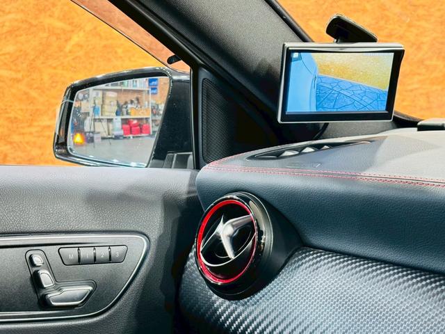 Ａクラス Ａ４５　４マチック　パナメリカーナグリル　ルーフスポイラ　ルーフラッピング　ＬＥＤライト　純正ＡＷ　純正ナビ　フルセグＴＶ　ＢＴ接続　バックカメラ　革シート　パワーシート　シートヒーター　ＢＳＭ　ＳＵＰＥＲＣＡＴ　ＥＴＣ（51枚目）