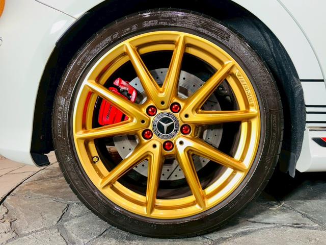 Ａクラス Ａ４５　４マチック　パナメリカーナグリル　ルーフスポイラ　ルーフラッピング　ＬＥＤライト　純正ＡＷ　純正ナビ　フルセグＴＶ　ＢＴ接続　バックカメラ　革シート　パワーシート　シートヒーター　ＢＳＭ　ＳＵＰＥＲＣＡＴ　ＥＴＣ（79枚目）