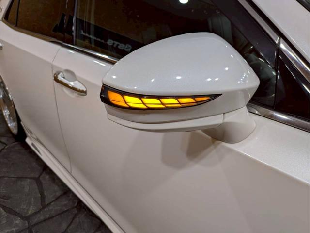 クラウン アスリートＧ　ユーザー様仕入　タナベ車高調　Ｔｏｍｓフルエアロ・マフラー・ステア　社外１９インチＡＷ　ヴァレンティＬＥＤテール　トランク・ルーフスポイラー　純正ナビ　Ｂカメラ　黒革シート　電動シート　シートヒーター（21枚目）