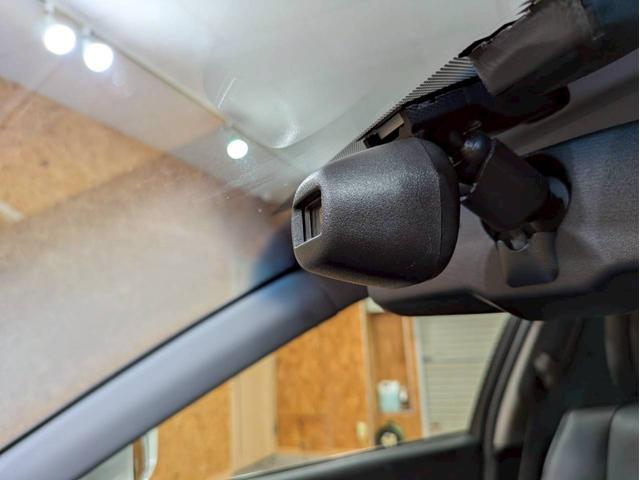 クラウン アスリートＧ　ユーザー様仕入　タナベ車高調　Ｔｏｍｓフルエアロ・マフラー・ステア　社外１９インチＡＷ　ヴァレンティＬＥＤテール　トランク・ルーフスポイラー　純正ナビ　Ｂカメラ　黒革シート　電動シート　シートヒーター（38枚目）