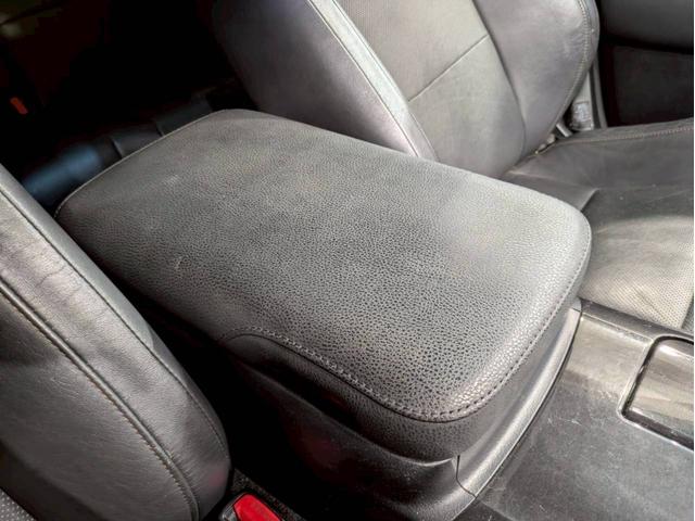 クラウン アスリートＧ　ユーザー様仕入　タナベ車高調　Ｔｏｍｓフルエアロ・マフラー・ステア　社外１９インチＡＷ　ヴァレンティＬＥＤテール　トランク・ルーフスポイラー　純正ナビ　Ｂカメラ　黒革シート　電動シート　シートヒーター（42枚目）