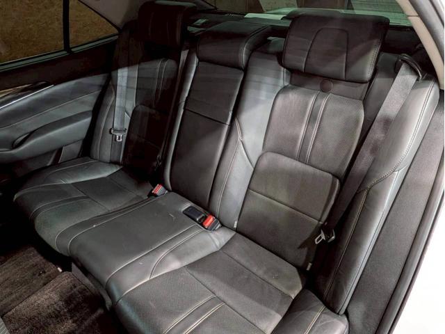 クラウン アスリートＧ　ユーザー様仕入　タナベ車高調　Ｔｏｍｓフルエアロ・マフラー・ステア　社外１９インチＡＷ　ヴァレンティＬＥＤテール　トランク・ルーフスポイラー　純正ナビ　Ｂカメラ　黒革シート　電動シート　シートヒーター（63枚目）