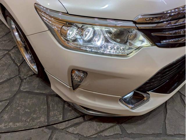 カムリ ハイブリッド　Ｇパッケージ・プレミアムブラック　フロントモデリスタ　ＢＬＩＴＺ車高調　ＷＯＲＫ１８インチＡＷ　ＬＥＤヘッドライト　純正ナビ　フルセグＴＶ　ＢＴ接続　バックモニター　ハーフレザー　パワーシート　プリクラッシュ　レーダークルーズ　ＥＴＣ（21枚目）