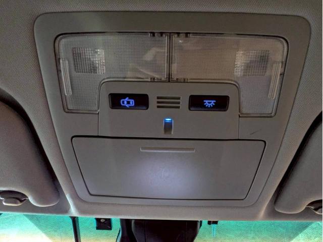 カムリ ハイブリッド　Ｇパッケージ・プレミアムブラック　フロントモデリスタ　ＢＬＩＴＺ車高調　ＷＯＲＫ１８インチＡＷ　ＬＥＤヘッドライト　純正ナビ　フルセグＴＶ　ＢＴ接続　バックモニター　ハーフレザー　パワーシート　プリクラッシュ　レーダークルーズ　ＥＴＣ（38枚目）