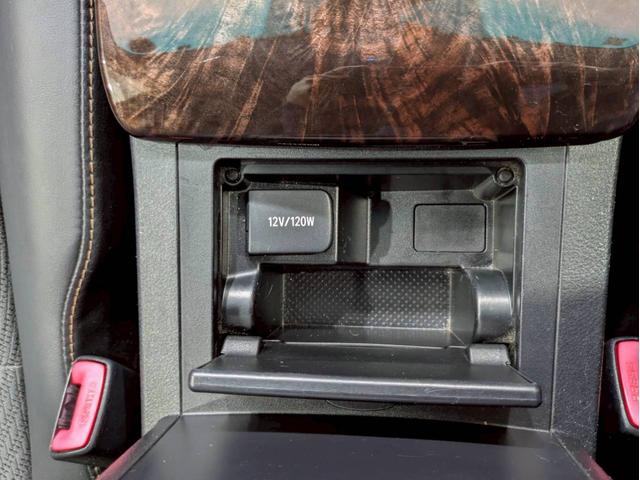 カムリ ハイブリッド　Ｇパッケージ・プレミアムブラック　フロントモデリスタ　ＢＬＩＴＺ車高調　ＷＯＲＫ１８インチＡＷ　ＬＥＤヘッドライト　純正ナビ　フルセグＴＶ　ＢＴ接続　バックモニター　ハーフレザー　パワーシート　プリクラッシュ　レーダークルーズ　ＥＴＣ（47枚目）