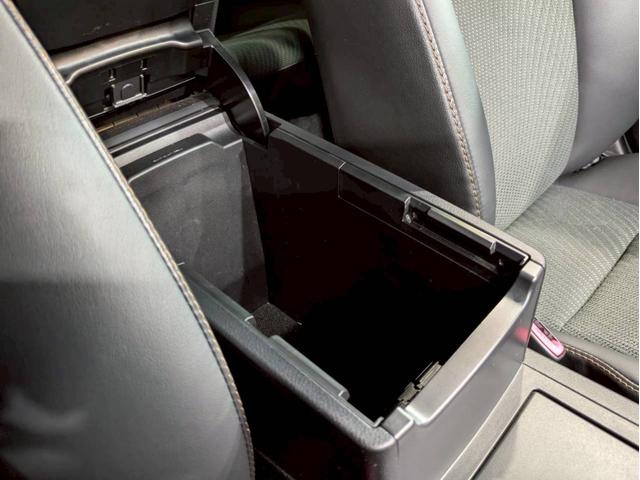 カムリ ハイブリッド　Ｇパッケージ・プレミアムブラック　フロントモデリスタ　ＢＬＩＴＺ車高調　ＷＯＲＫ１８インチＡＷ　ＬＥＤヘッドライト　純正ナビ　フルセグＴＶ　ＢＴ接続　バックモニター　ハーフレザー　パワーシート　プリクラッシュ　レーダークルーズ　ＥＴＣ（49枚目）