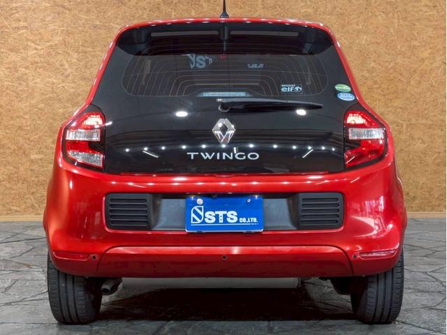 トゥインゴ インテンス オーディオ Bluetooth USB接続端子 純正15インチアルミ フォグランプ ステアスイッチ オートクルーズ コーナーセンサー ドラレコ ECOモード オートエアコン リモコンキー ETC車載器(16枚目)