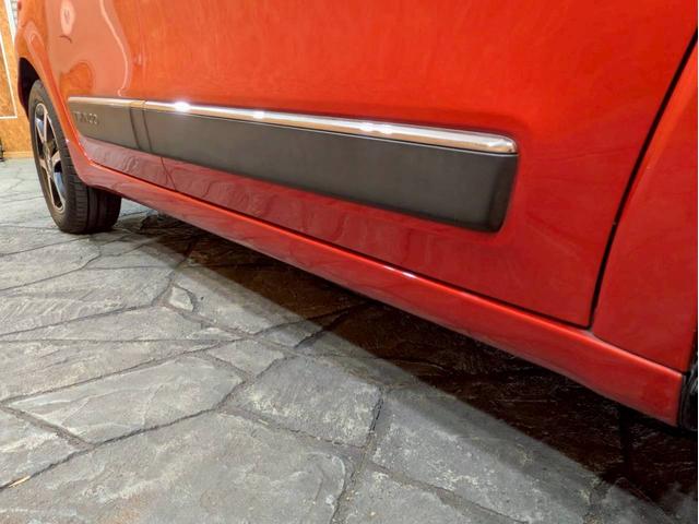 トゥインゴ インテンス オーディオ Bluetooth USB接続端子 純正15インチアルミ フォグランプ ステアスイッチ オートクルーズ コーナーセンサー ドラレコ ECOモード オートエアコン リモコンキー ETC車載器(22枚目)