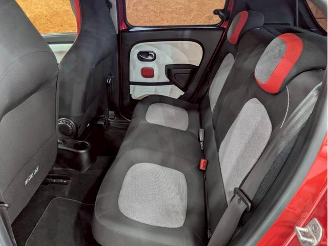 トゥインゴ インテンス オーディオ Bluetooth USB接続端子 純正15インチアルミ フォグランプ ステアスイッチ オートクルーズ コーナーセンサー ドラレコ ECOモード オートエアコン リモコンキー ETC車載器(60枚目)