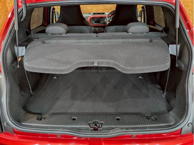 トゥインゴ インテンス オーディオ Bluetooth USB接続端子 純正15インチアルミ フォグランプ ステアスイッチ オートクルーズ コーナーセンサー ドラレコ ECOモード オートエアコン リモコンキー ETC車載器(63枚目)