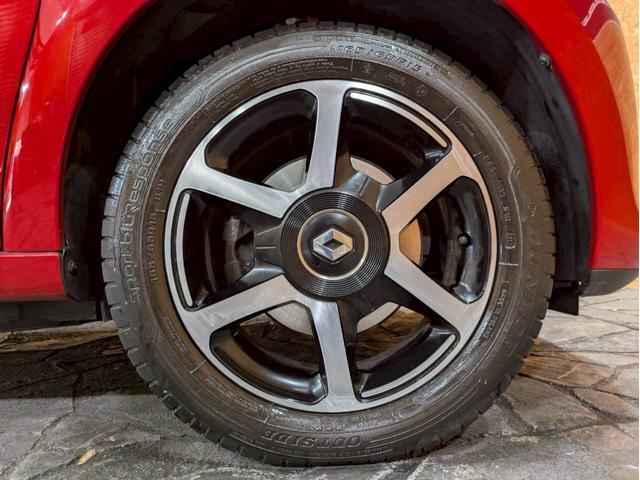 トゥインゴ インテンス オーディオ Bluetooth USB接続端子 純正15インチアルミ フォグランプ ステアスイッチ オートクルーズ コーナーセンサー ドラレコ ECOモード オートエアコン リモコンキー ETC車載器(69枚目)