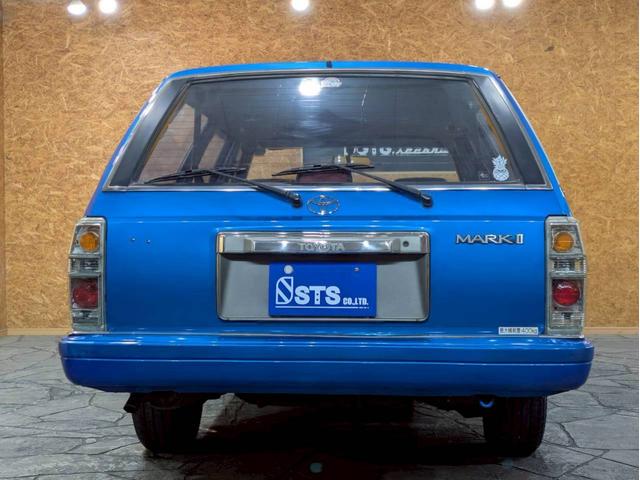 マークIIバン ＧＬ　ユーザー様直接仕入　全塗装キャンディーブルー　社外グリル　ＳＳＲマークＩ１５インチＡＷ　社外テールライト　社外ステアリング　カロッツェリアオーディオ　ＡＬＰＩＮＥツィーター　ＡＣエアコン　ＥＴＣ車載器（15枚目）
