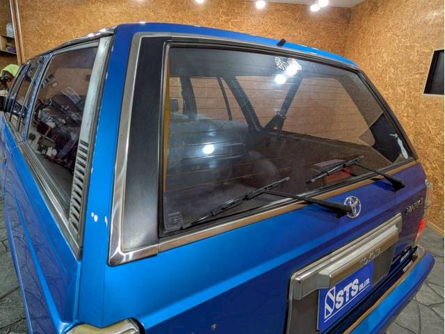 マークIIバン ＧＬ　ユーザー様直接仕入　全塗装キャンディーブルー　社外グリル　ＳＳＲマークＩ１５インチＡＷ　社外テールライト　社外ステアリング　カロッツェリアオーディオ　ＡＬＰＩＮＥツィーター　ＡＣエアコン　ＥＴＣ車載器（22枚目）