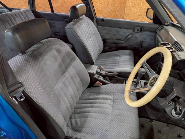 マークIIバン ＧＬ　ユーザー様直接仕入　全塗装キャンディーブルー　社外グリル　ＳＳＲマークＩ１５インチＡＷ　社外テールライト　社外ステアリング　カロッツェリアオーディオ　ＡＬＰＩＮＥツィーター　ＡＣエアコン　ＥＴＣ車載器（52枚目）