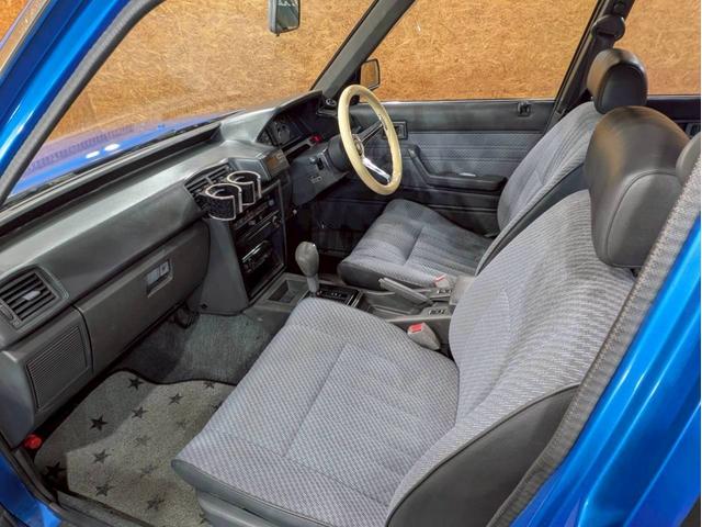 マークIIバン ＧＬ　ユーザー様直接仕入　全塗装キャンディーブルー　社外グリル　ＳＳＲマークＩ１５インチＡＷ　社外テールライト　社外ステアリング　カロッツェリアオーディオ　ＡＬＰＩＮＥツィーター　ＡＣエアコン　ＥＴＣ車載器（53枚目）