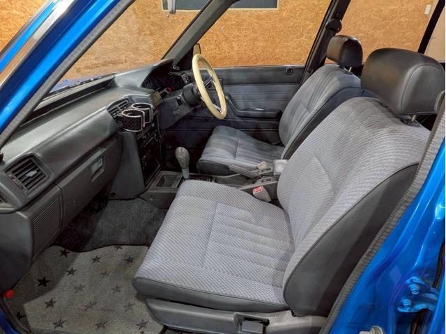 マークIIバン ＧＬ　ユーザー様直接仕入　全塗装キャンディーブルー　社外グリル　ＳＳＲマークＩ１５インチＡＷ　社外テールライト　社外ステアリング　カロッツェリアオーディオ　ＡＬＰＩＮＥツィーター　ＡＣエアコン　ＥＴＣ車載器（54枚目）