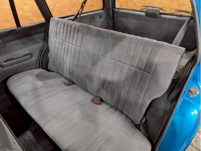 マークIIバン ＧＬ　ユーザー様直接仕入　全塗装キャンディーブルー　社外グリル　ＳＳＲマークＩ１５インチＡＷ　社外テールライト　社外ステアリング　カロッツェリアオーディオ　ＡＬＰＩＮＥツィーター　ＡＣエアコン　ＥＴＣ車載器（61枚目）