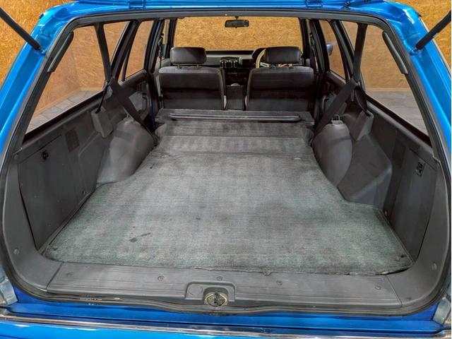 マークIIバン ＧＬ　ユーザー様直接仕入　全塗装キャンディーブルー　社外グリル　ＳＳＲマークＩ１５インチＡＷ　社外テールライト　社外ステアリング　カロッツェリアオーディオ　ＡＬＰＩＮＥツィーター　ＡＣエアコン　ＥＴＣ車載器（64枚目）