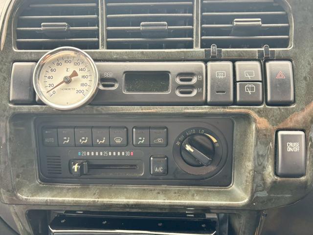 ビッグホーン ハンドリングバイロータス　ロング　ユーザー様直接仕入　サンルーフ　ガナドールマフラー　インチアップ　社外１６ＡＷ　Ａ／Ｔタイヤ　ルーフスポイラー　サイドステップ　社外ナビ　フルセグＴＶ　バックカメラ　シートヒーター　スペアキー　ＥＴＣ（39枚目）