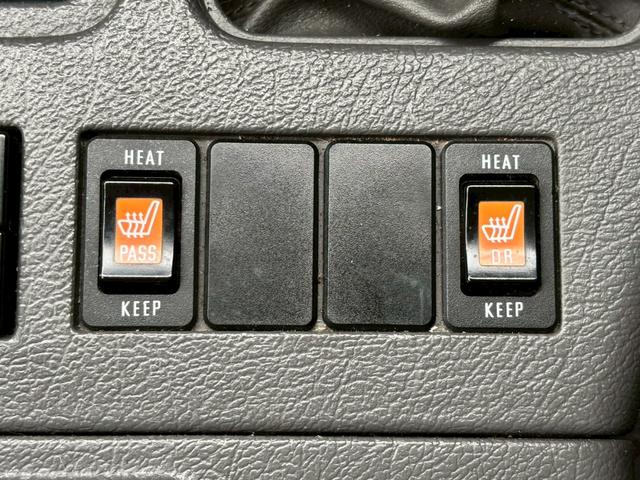 ビッグホーン ハンドリングバイロータス　ロング　ユーザー様直接仕入　サンルーフ　ガナドールマフラー　インチアップ　社外１６ＡＷ　Ａ／Ｔタイヤ　ルーフスポイラー　サイドステップ　社外ナビ　フルセグＴＶ　バックカメラ　シートヒーター　スペアキー　ＥＴＣ（42枚目）