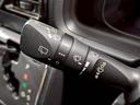 スーパーＧＬ　ダークプライムＩＩ　ユーザー様直接仕入れ　４ＷＤ　ベッドキット　純正ナビ　デジタルＴＶ　Ｂｌｕｅｔｏｏｔｈ　ハーフレザーシート　ＬＥＤヘッドライト　フォグライト　ステアスイッチ　Ｐスタート　スマートキー　予備キー　ＥＴＣ（26枚目）