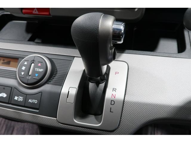 フリードハイブリッド ジャストセレクション 1年保証付 Bカメラ ナビ ETC 両側スライド片側電動ドア セキュリティー 横滑り防止機能 オートクルーズ 地デジ エアバック ウォークスルー DVD再生可能 キーレスエントリー PS 3列 ABS(10枚目)