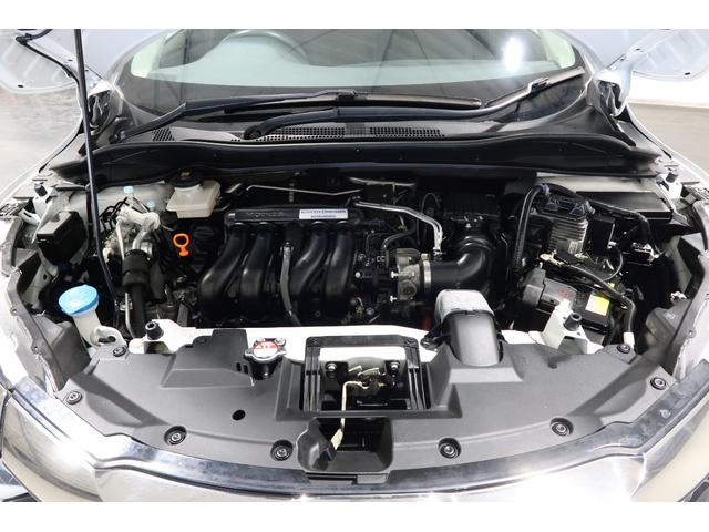 ヴェゼル ハイブリッドＺ・ホンダセンシング　ホンダ認定中古車　１年保証　メモリーナビ　Ｂカメラ　ドラレコ　ＥＴＣ　ワンオーナー　ルーフレール　レーダーサポート　Ｗエアコン　１オーナ－　ＤＶＤ再生機能　横滑り防止システム　バックアイカメラ　フルセ（10枚目）