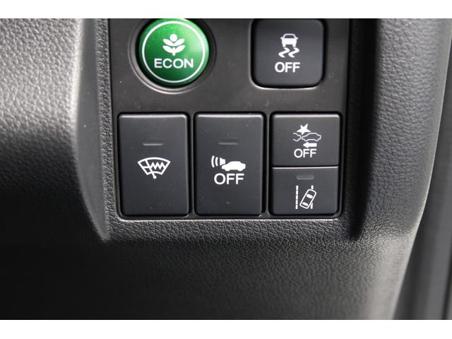 ヴェゼル ハイブリッドＺ・ホンダセンシング　ホンダ認定中古車　１年保証　メモリーナビ　Ｂカメラ　ドラレコ　ＥＴＣ　ワンオーナー　ルーフレール　レーダーサポート　Ｗエアコン　１オーナ－　ＤＶＤ再生機能　横滑り防止システム　バックアイカメラ　フルセ（19枚目）