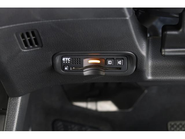 ヴェゼル ハイブリッドＺ・ホンダセンシング　ホンダ認定中古車　１年保証　メモリーナビ　Ｂカメラ　ドラレコ　ＥＴＣ　ワンオーナー　ルーフレール　レーダーサポート　Ｗエアコン　１オーナ－　ＤＶＤ再生機能　横滑り防止システム　バックアイカメラ　フルセ（21枚目）