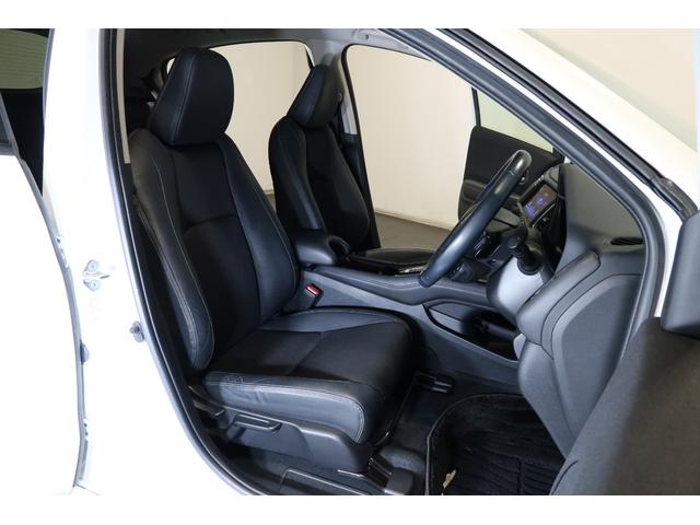 ヴェゼル ハイブリッドＺ・ホンダセンシング　ホンダ認定中古車　１年保証　メモリーナビ　Ｂカメラ　ドラレコ　ＥＴＣ　ワンオーナー　ルーフレール　レーダーサポート　Ｗエアコン　１オーナ－　ＤＶＤ再生機能　横滑り防止システム　バックアイカメラ　フルセ（26枚目）