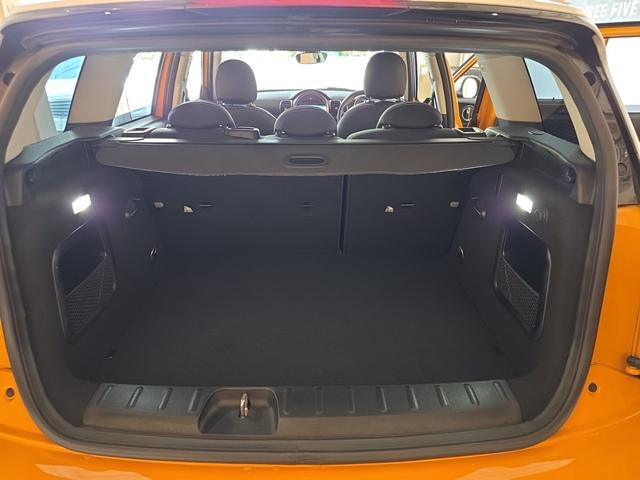 MINI クーパーD クラブマン アイドリングSTOP ナビ キーレス オートライト Bluetooth対応 ターボ USBポート 運転席エアバッグ 助手席エアバッグ ETC車載器(11枚目)