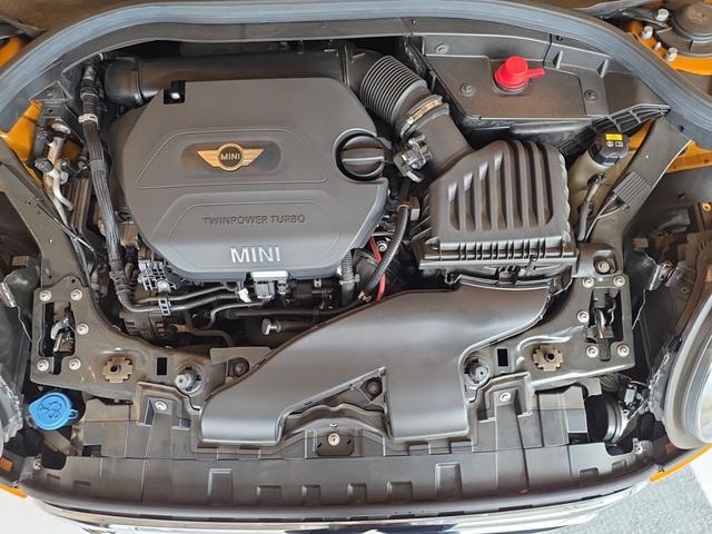 MINI クーパーD クラブマン アイドリングSTOP ナビ キーレス オートライト Bluetooth対応 ターボ USBポート 運転席エアバッグ 助手席エアバッグ ETC車載器(13枚目)