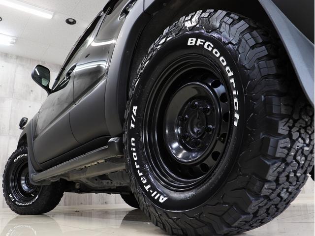 SSR-X サンルーフ 4WD BRERAオリジナルカスタム 新品ホワイトレターオールテレーンタイヤ 新品インナーブラックイカリングライト&LEDテール マットブラック塗り分けペイント HDDナビ ETC(12枚目)
