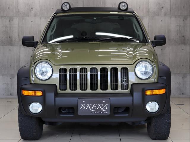 レネゲード 4WD BRERAオリジナルカスタム 社外アルミホイール&BFグッドリッチATタイヤ 専用ルーフライト ルーフレール マットブラック塗り分け ETC(6枚目)