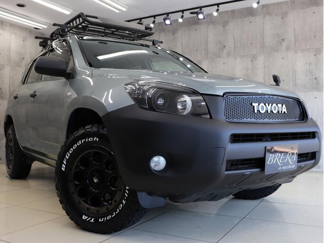 ＲＡＶ４ Ｇ　４ＷＤ　ブレラＯＧカスタム　新品社外ＡＷ＆新品ＢＦグッドリッチＡＴタイヤ　新品ルーフラック　ＴＯＹＯＴＡグリル　インナーブラックヘッドライト　テールブラックアウト　ナビ　スマートキー　クルコン（5枚目）