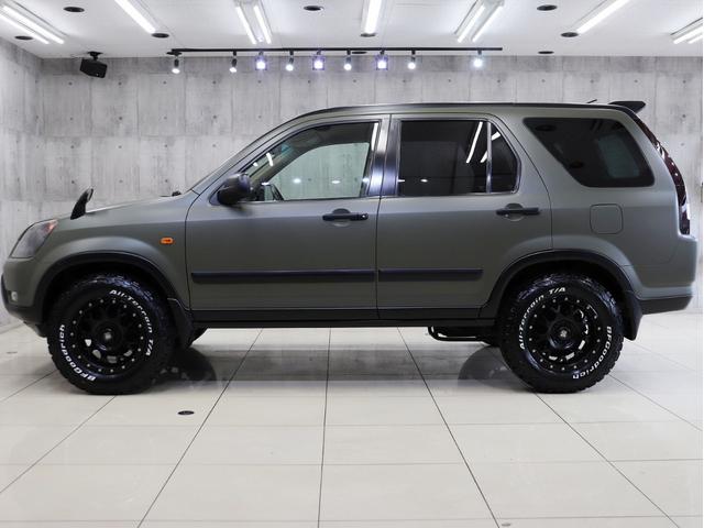 ＣＲ－Ｖ パフォーマｉＬ　４ＷＤ　ブレラＯＧカスタム　新品社外アルミホイール＆新品ＢＦグッドリッチＡＴタイヤ　インナーブラックヘッドライト　テールランプブラックアウト　マットブラック塗り分け仕上げ　ナビ　ＥＴＣ　キーレス（11枚目）