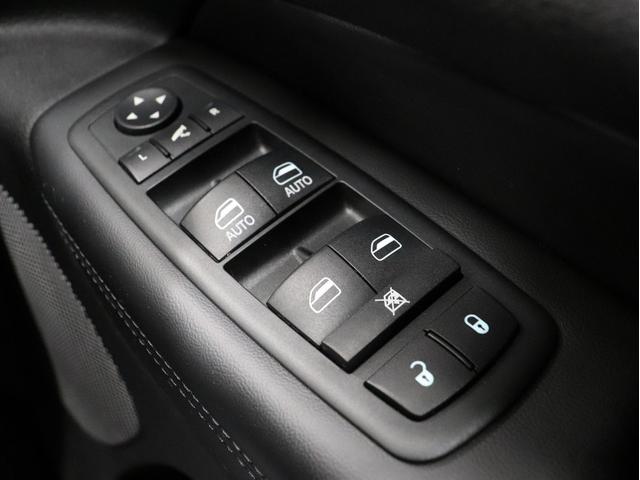 ジープ・グランドチェロキー ラレード　４ＷＤ　ブレラＯＧカスタム　新品社外アルミホイール＆新品マッドテレーンタイヤ　テールランプブラックアウト　社外ナビ　地デジフルセグＴＶ　ＢＴ接続　前横後カメラ　ＥＴＣ　クルコン　キーレス（38枚目）