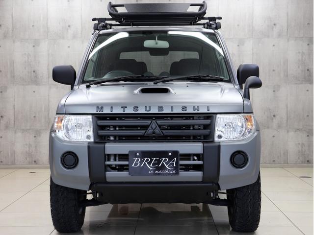 パジェロミニ エクシード　４ＷＤ　ターボ　ブレラＯＧカスタム　新品マッドテレーンタイヤ　マットブラック塗装済ＡＷ　新品ルーフラック＆新品ルーフキャリア　テールランプブラックアウト　背面タイヤ　マットブラック塗り分け（6枚目）