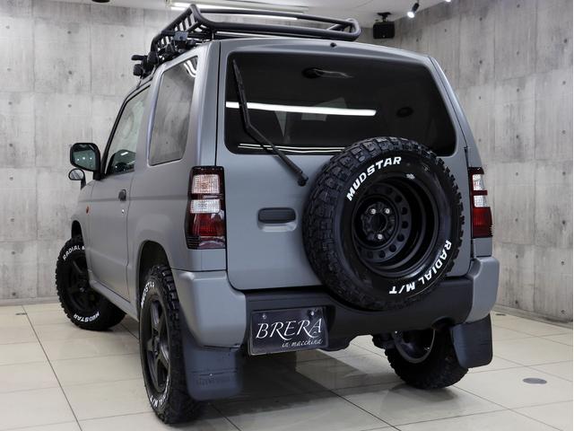 パジェロミニ エクシード　４ＷＤ　ターボ　ブレラＯＧカスタム　新品マッドテレーンタイヤ　マットブラック塗装済ＡＷ　新品ルーフラック＆新品ルーフキャリア　テールランプブラックアウト　背面タイヤ　マットブラック塗り分け（8枚目）