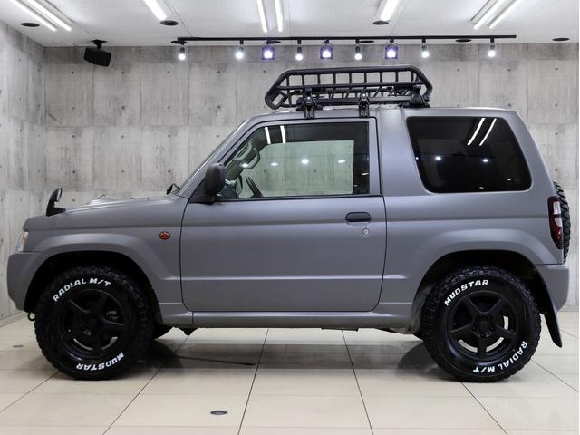 パジェロミニ エクシード　４ＷＤ　ターボ　ブレラＯＧカスタム　新品マッドテレーンタイヤ　マットブラック塗装済ＡＷ　新品ルーフラック＆新品ルーフキャリア　テールランプブラックアウト　背面タイヤ　マットブラック塗り分け（11枚目）