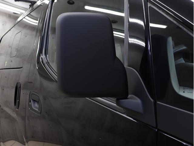ＮＶ２００バネットバン ＧＸ　ブレラＯＧカスタム　新品社外アルミホイール＆新品マッドテレーンタイヤ　新品ルーフラック＆新品ベースキャリア　新品リアラダー　インナーブラックヘッドライト　テールランプブラックアウト　マットブラック塗分（17枚目）