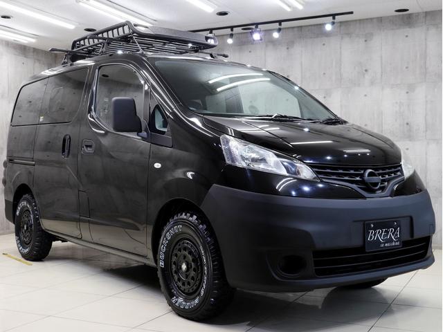 ＮＶ２００バネットバン ＧＸ　ブレラＯＧカスタム　新品社外アルミホイール＆新品マッドテレーンタイヤ　新品ルーフラック＆新品ベースキャリア　新品リアラダー　インナーブラックヘッドライト　テールランプブラックアウト　マットブラック塗分（26枚目）